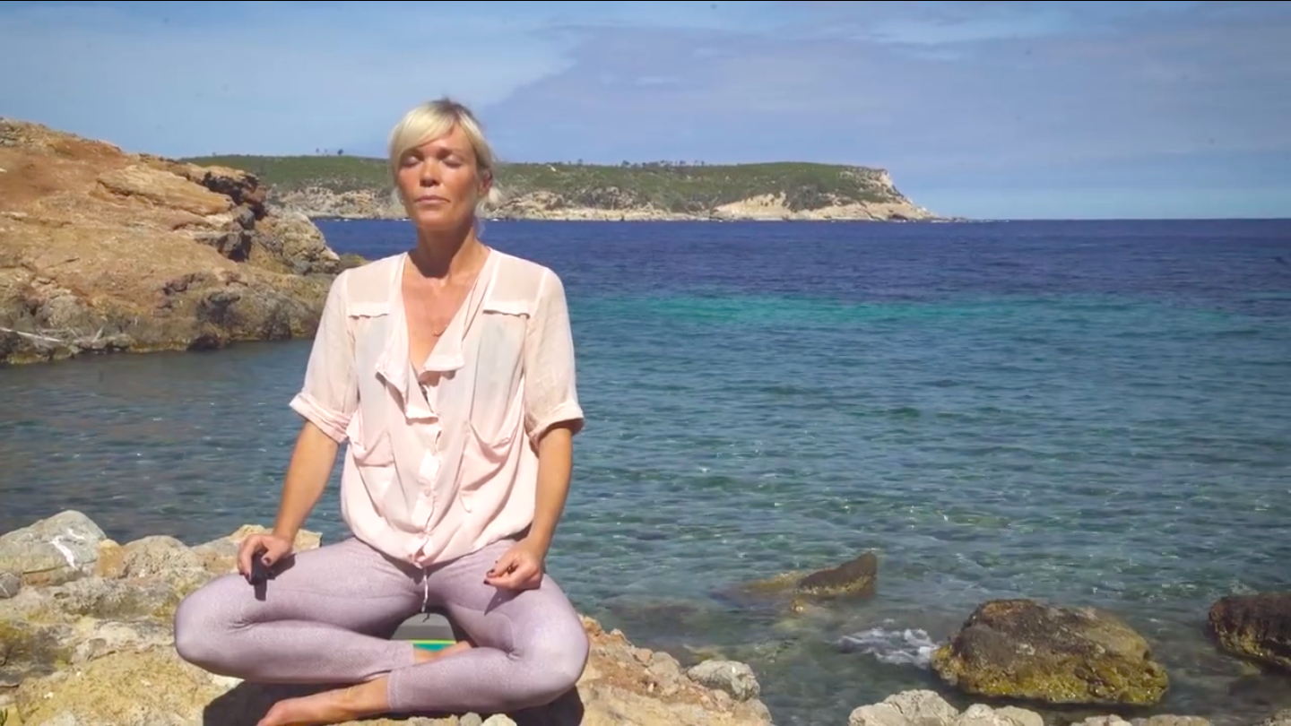 Quick CBD Breathing Exercise with Sarah Hockley